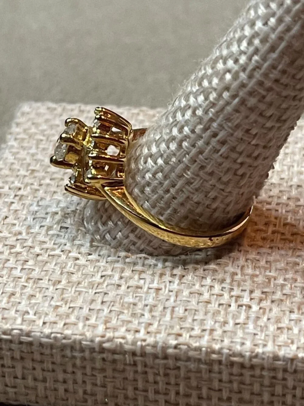Vintage 80s Gold Plated Thailand Cubic Zirconia Swirl Cluster Cocktail Ring Size